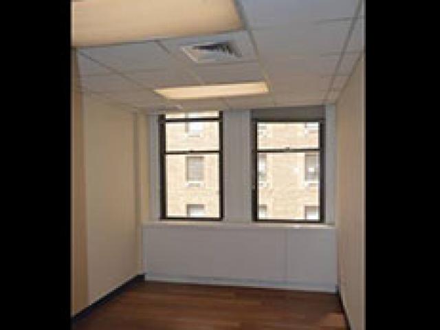 1270 Broadway New York NY Office area