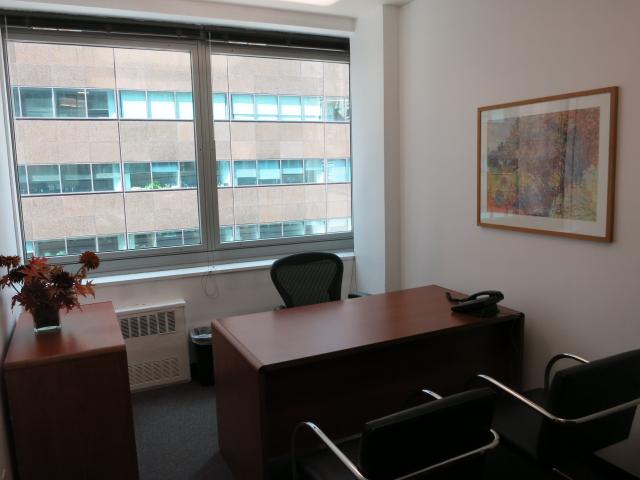 575 Madison Avenue New York NY 2 Window Office