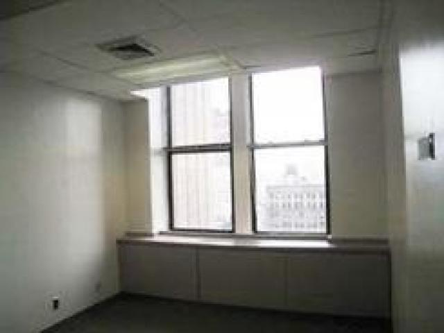 305 Broadway New York NY 2 window office example