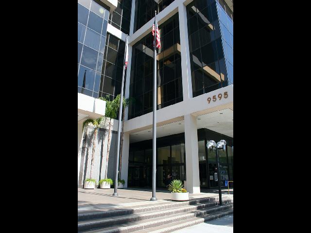 9595 Wilshire Blvd Beverly Hills CA BH1 Main Entrance-2 small