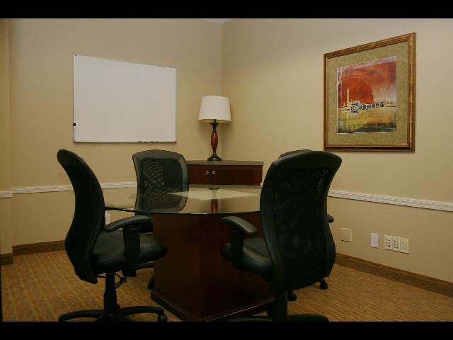 10940 Wilshire Blvd. Los Angeles CA WIL Small Conference Room-8