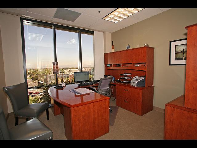 One Park Plaza Irvine CA PAR Office3
