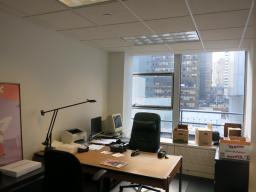  641 Lexington Avenue New York NY Another office - great light!