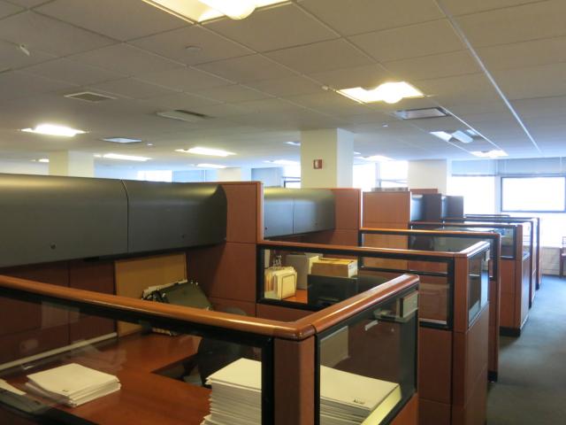  641 Lexington Avenue New York NY Workstations with privacy