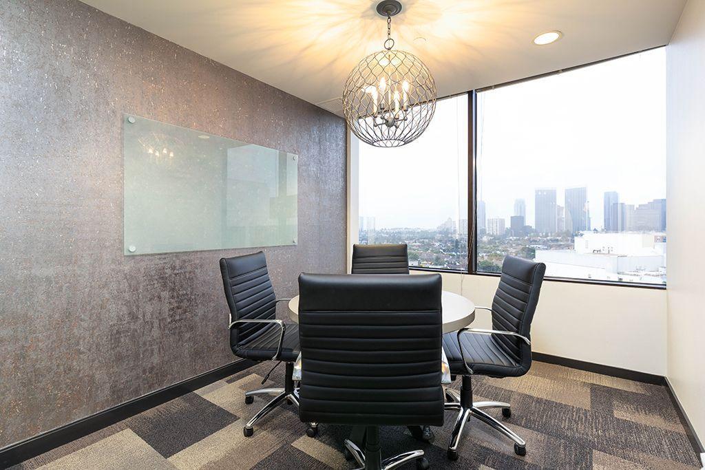 9595 Wilshire Blvd Beverly Hills CA Small meeting room