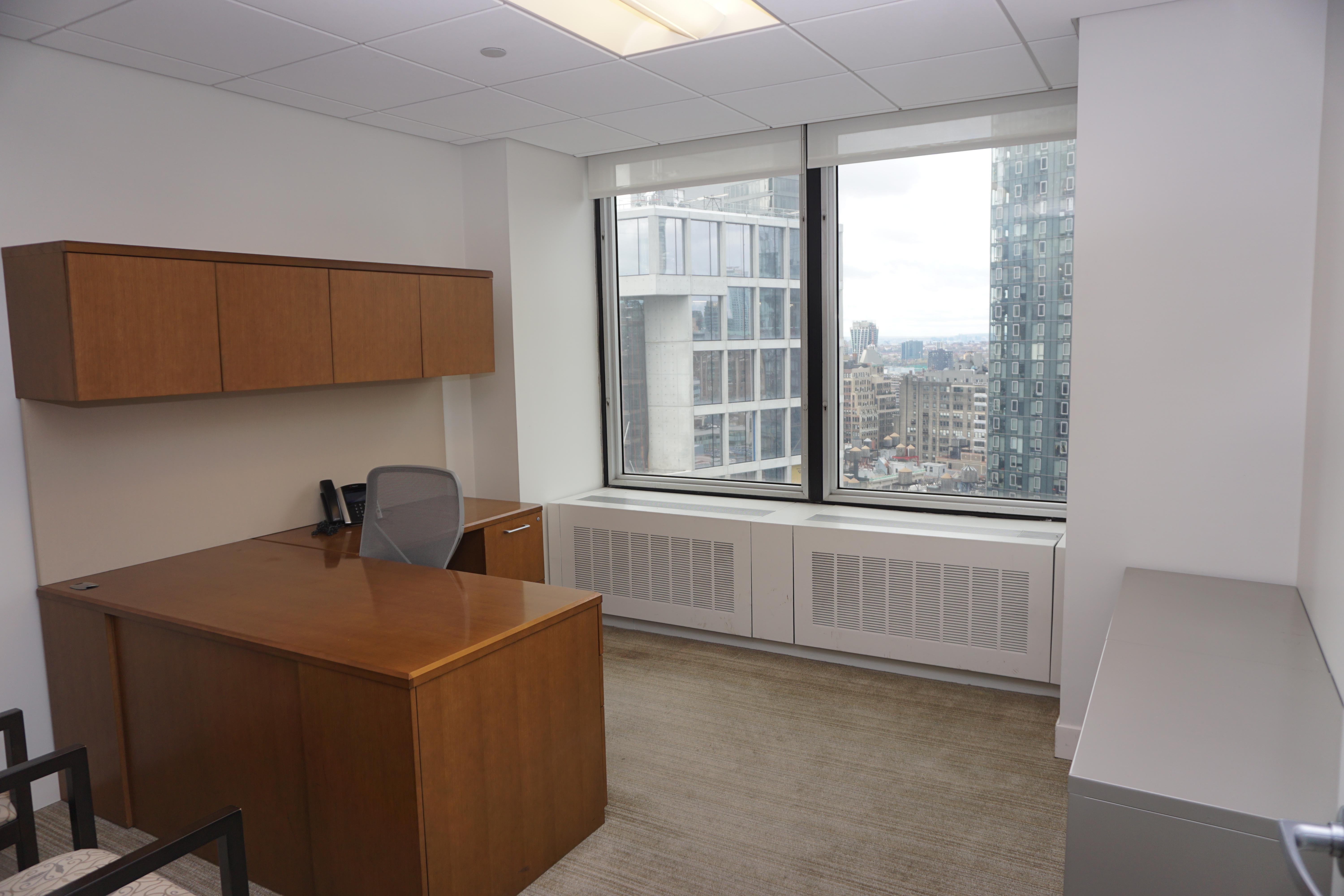 1250 Broadway New York NY Office example - 2 windows