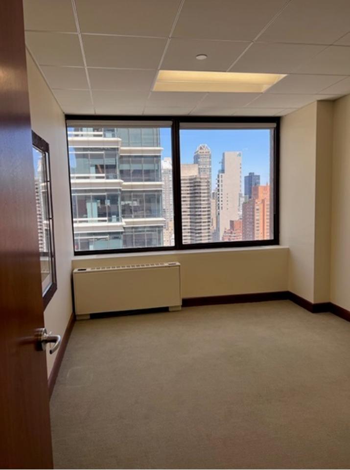 150 East 58th Street New York NY Available office for sublease