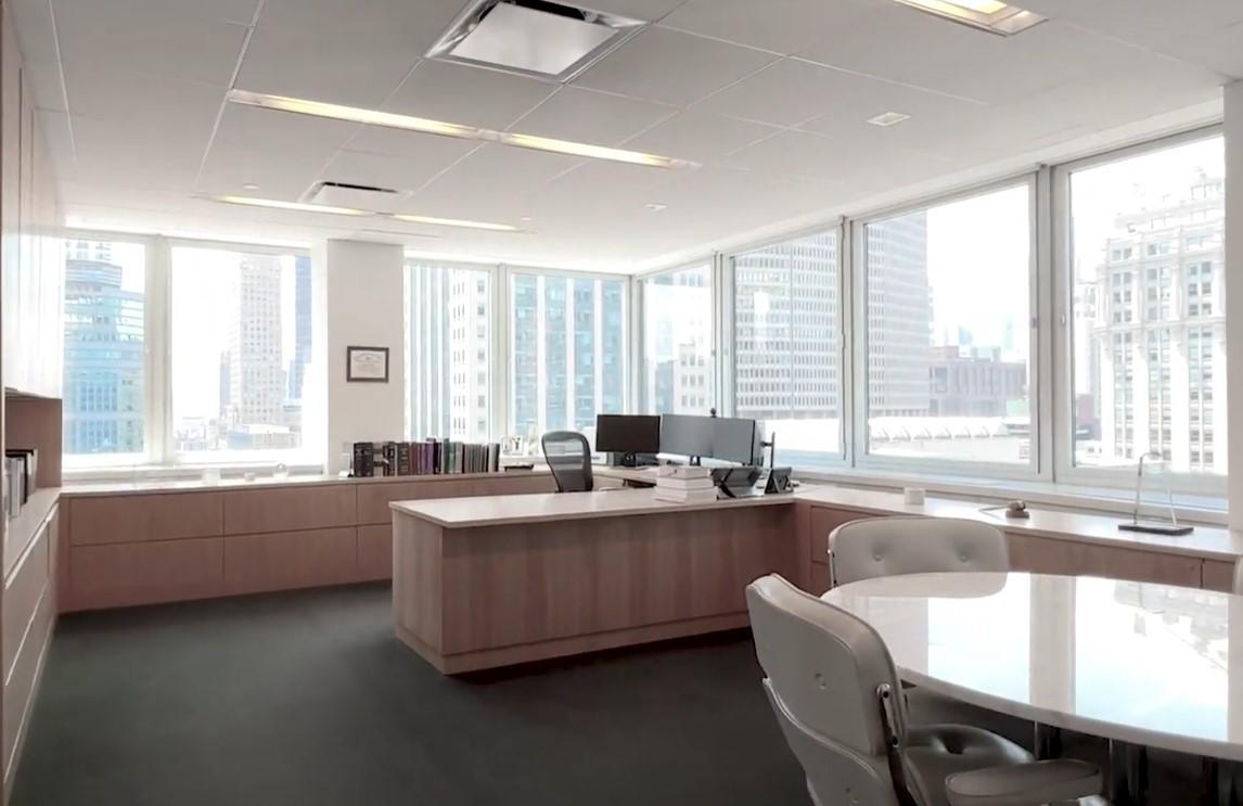 485 Lexington Avenue New York NY One of the large corner offices