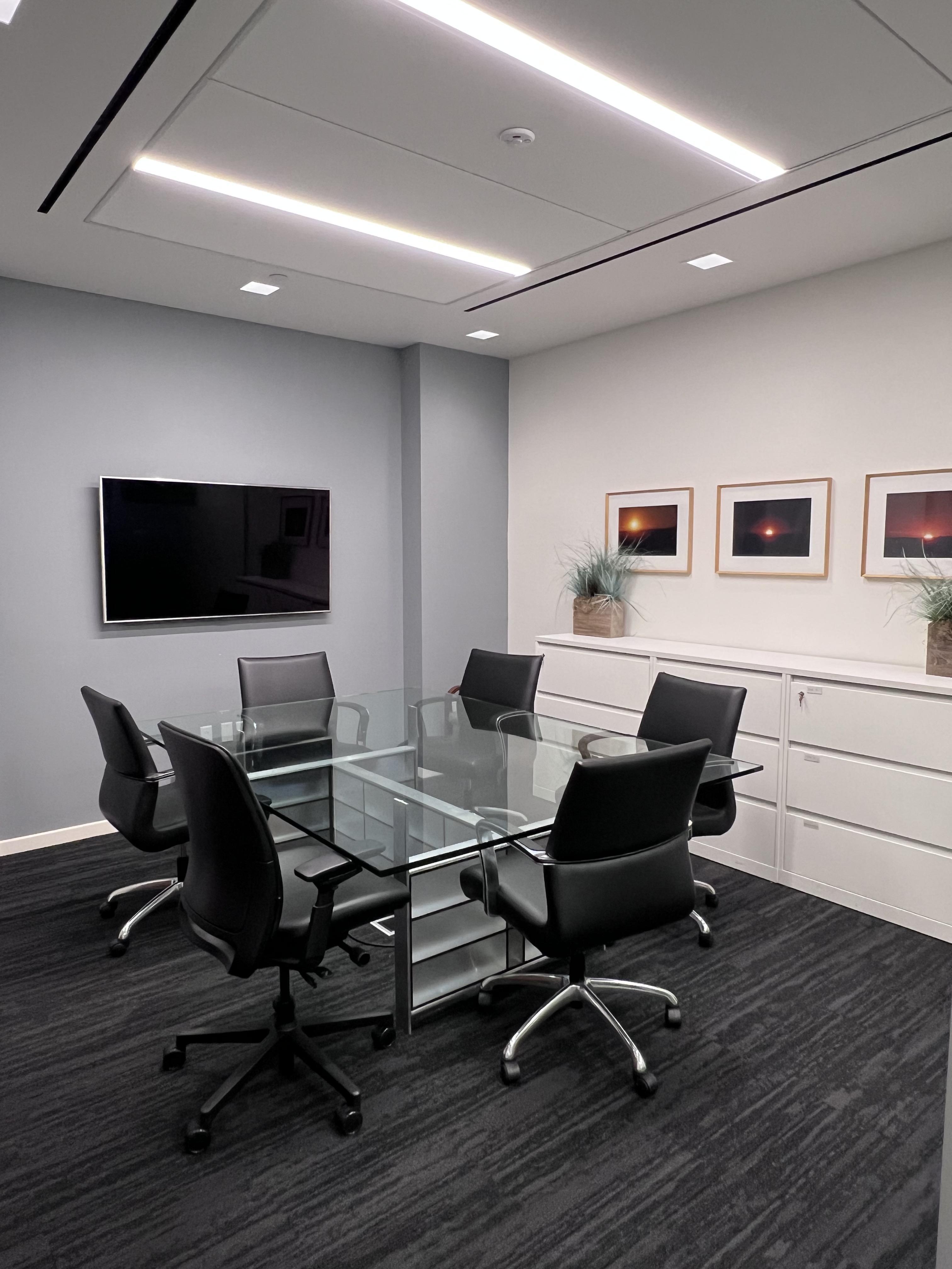 620 Fifth Avenue New York NY Small conference room
