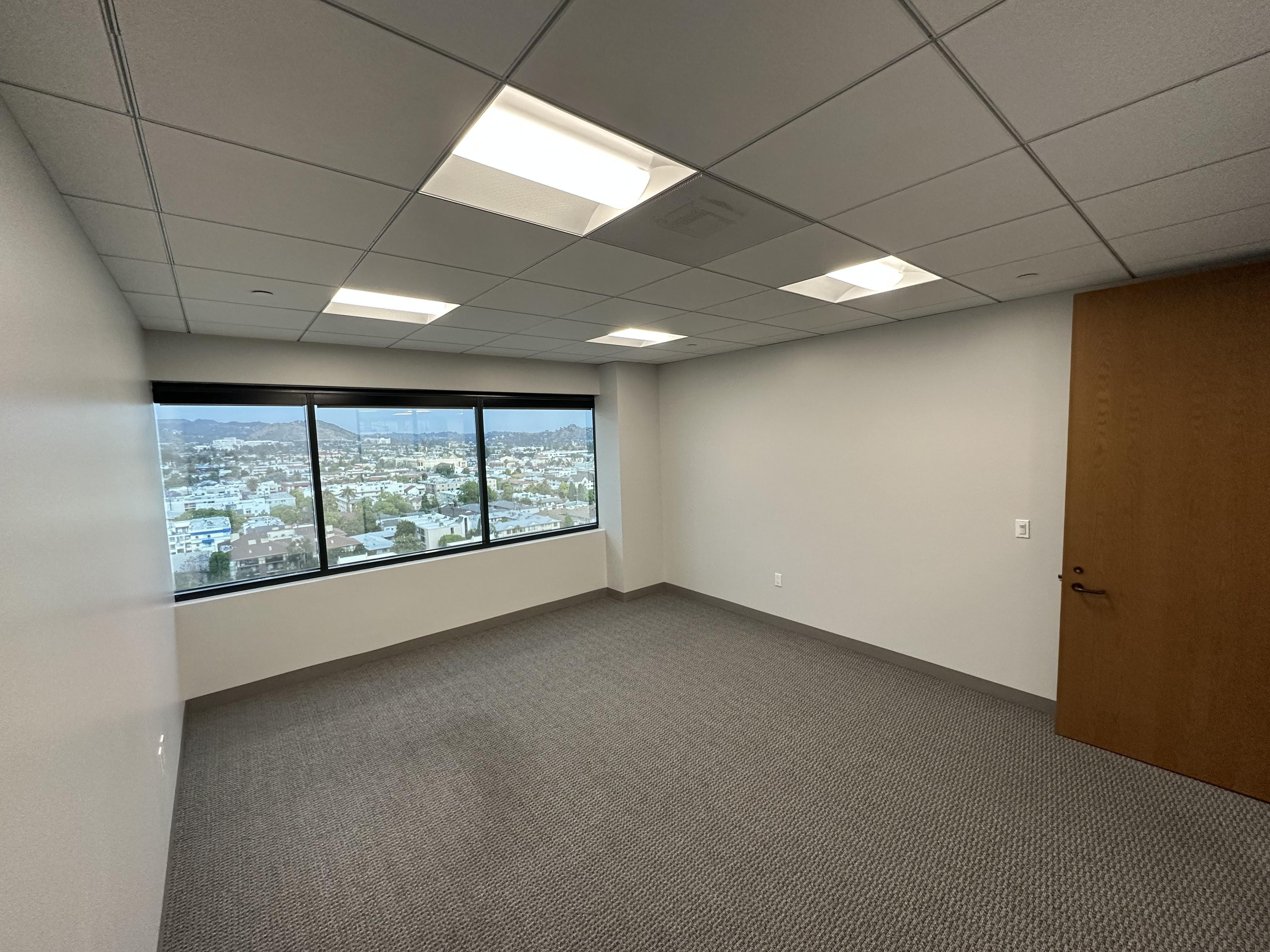 330 NORTH BRAND BOULEVARD Glendale CA Available Office