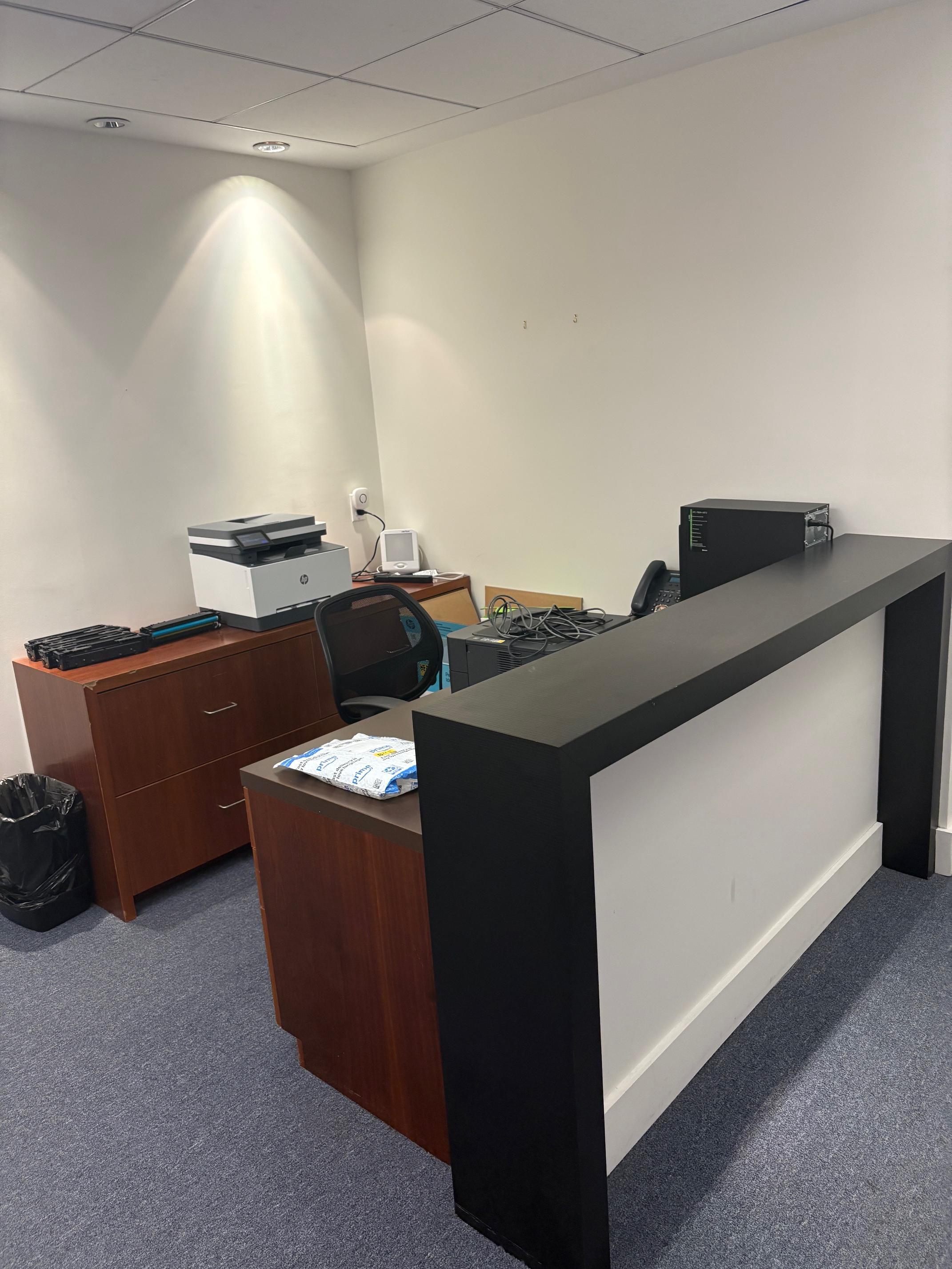 27 Union Square West New York NY Workstation or Reception