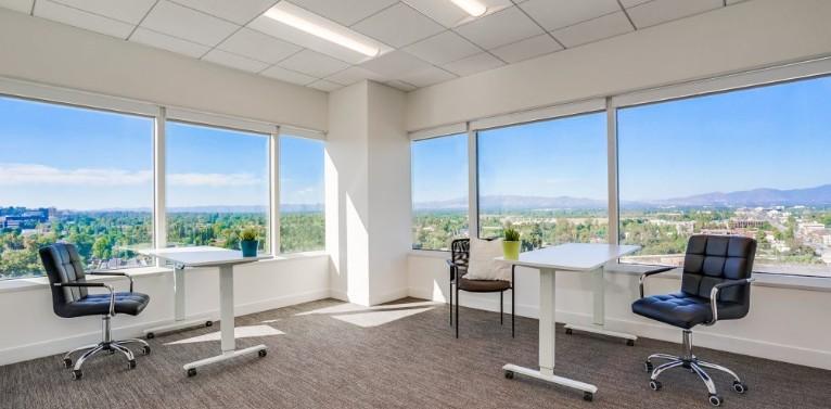 15303 Ventura Blvd. Los Angeles CA Corner Partner Office or Team Room