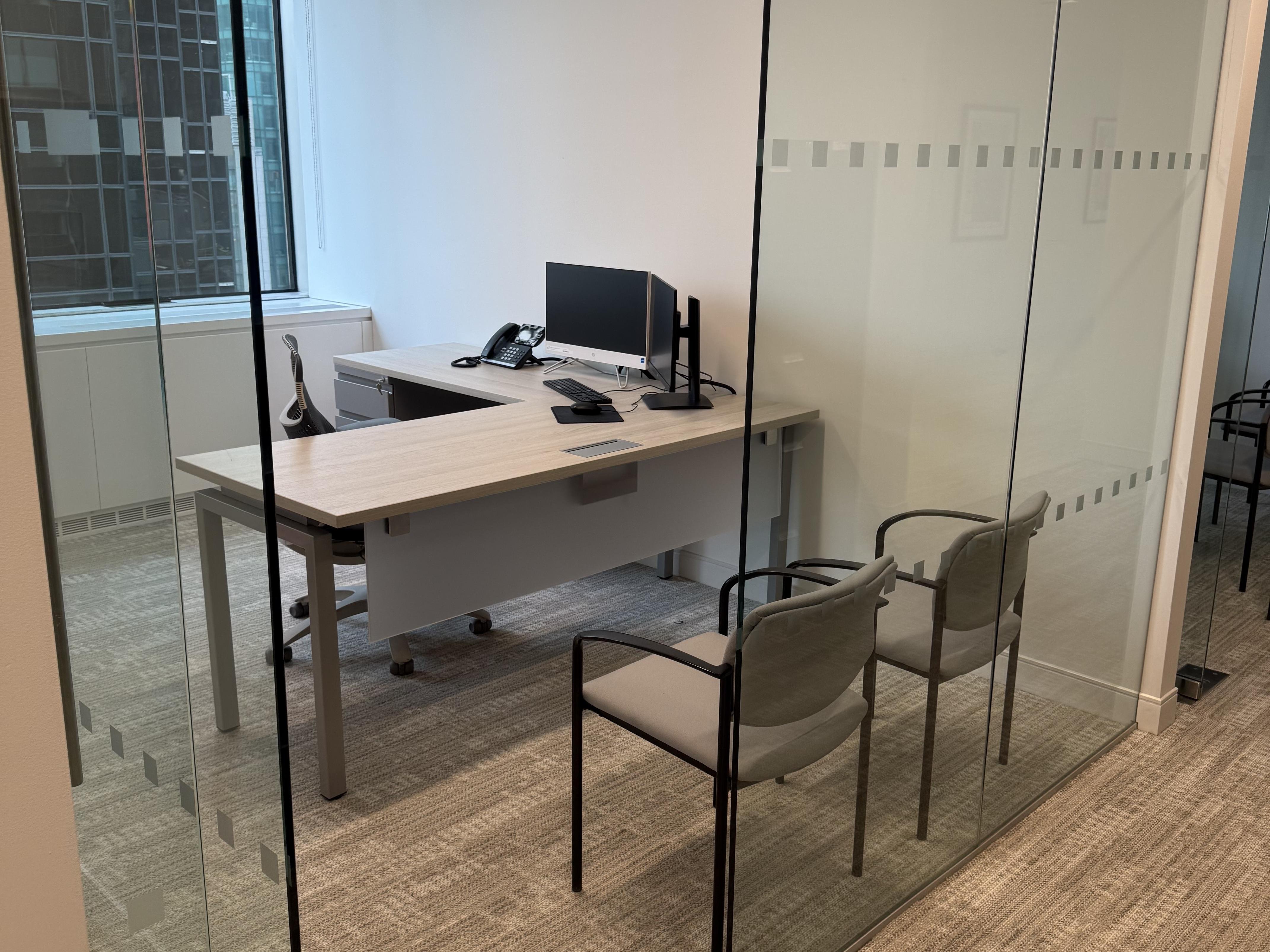 Prestigious Law Offices for Rent Floor-to-Ceiling Windows Near 5th Ave & Madison Ave (Opp. Trump Tower)