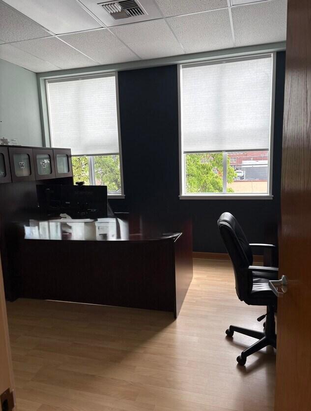 Private Office 2